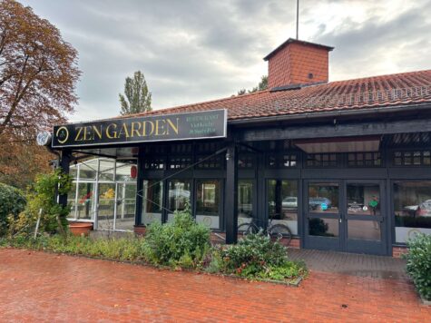 Seltene Gastro-Vakanz in Zehlendorf: teilmöbliertes Restaurant abzugeben