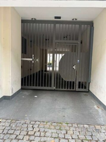 Freier Garagenstellplatz